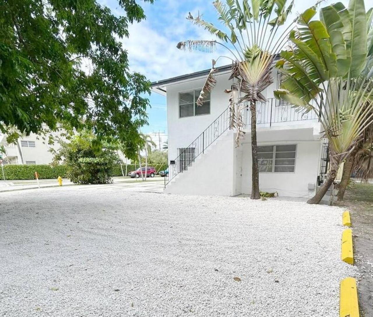 Fully Equipped Apartments With Parking Near Cocowalk Miami Exterior foto