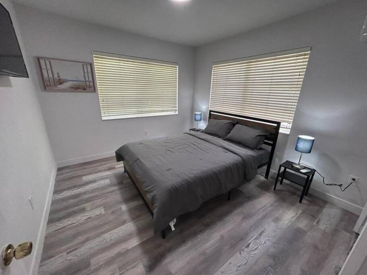Fully Equipped Apartments With Parking Near Cocowalk Miami Exterior foto